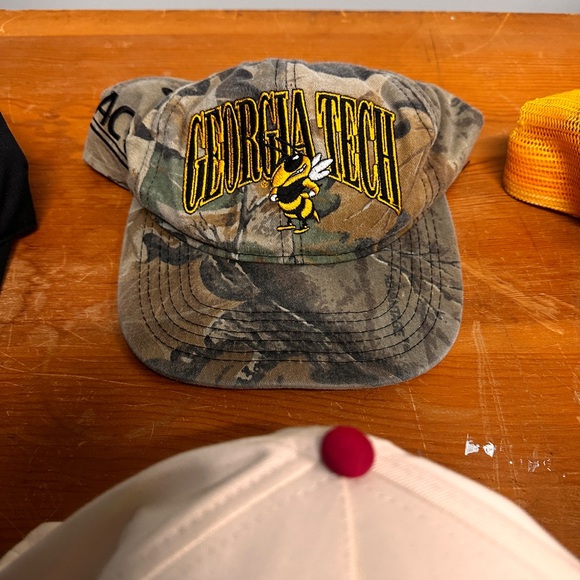 SnapBack Caps Lot 1